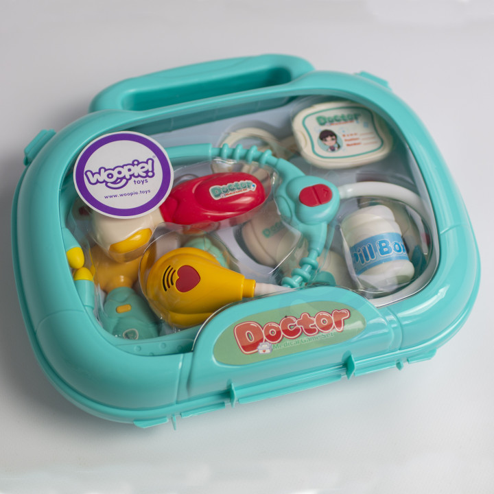 WOOPIE Medical Set Little Doctor Doctor in a Suitcase Light Sound + Acc.