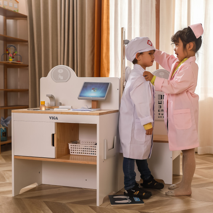 VIGA Multifunctional Wooden Medical Center
