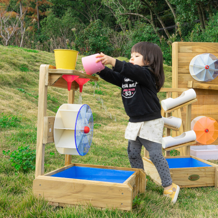 CLASSIC WORLD EDU Playground Water Toy Mill