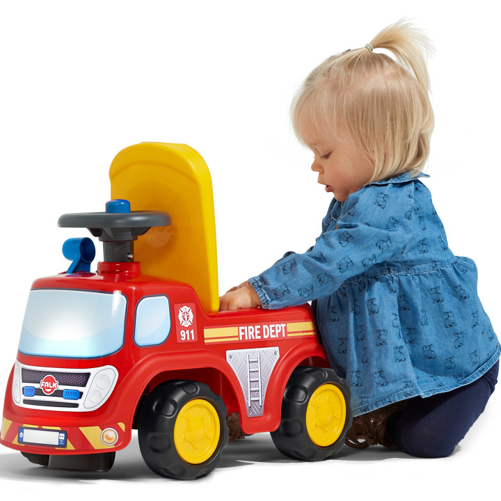 FALK Ride-on Fire Truck with Horn from 1 year