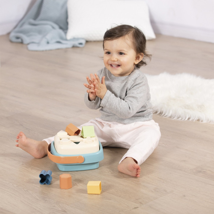 SMOBY Little Green Sorter in the Bioplastic Basket