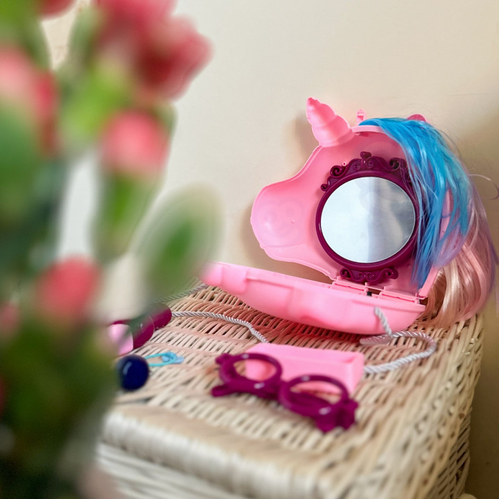WOOPIE Dressing Table for Girls 2 in 1 Beauty Salon in a Unicorn Bag