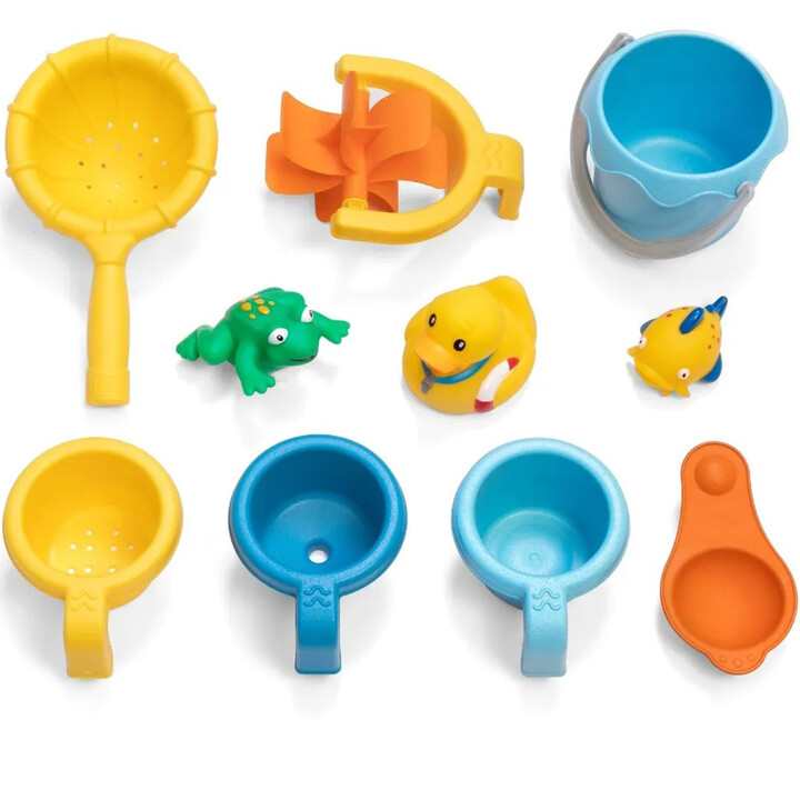 Step2 Water Table with Rain Shower, Bucket and Funnel + Animals