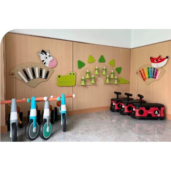 CLASSIC WORLD EDU Musical Wall Board LISEK