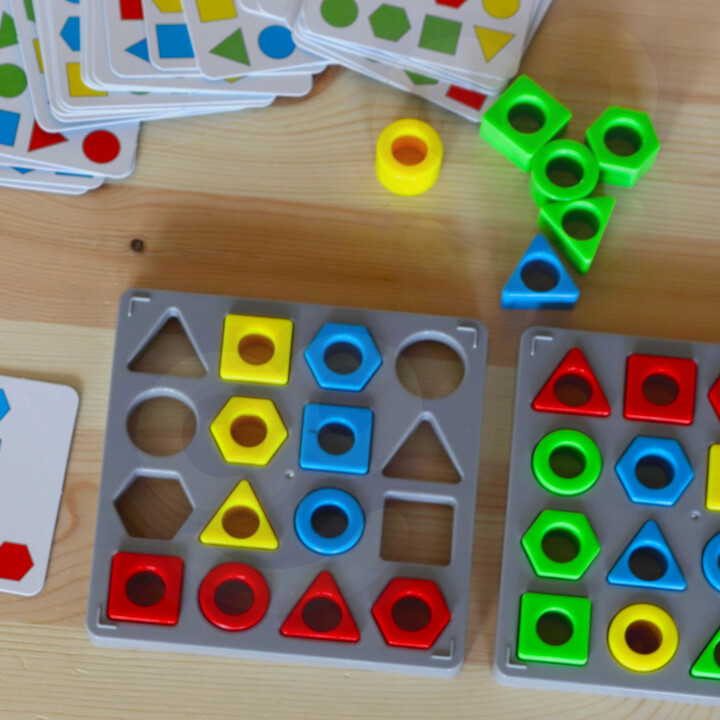 WOOPIE Match Shapes Puzzle Game