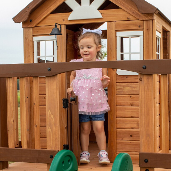 BACKYARD DISCOVERY Echo Heights Wooden Playground Slide House Kitchen