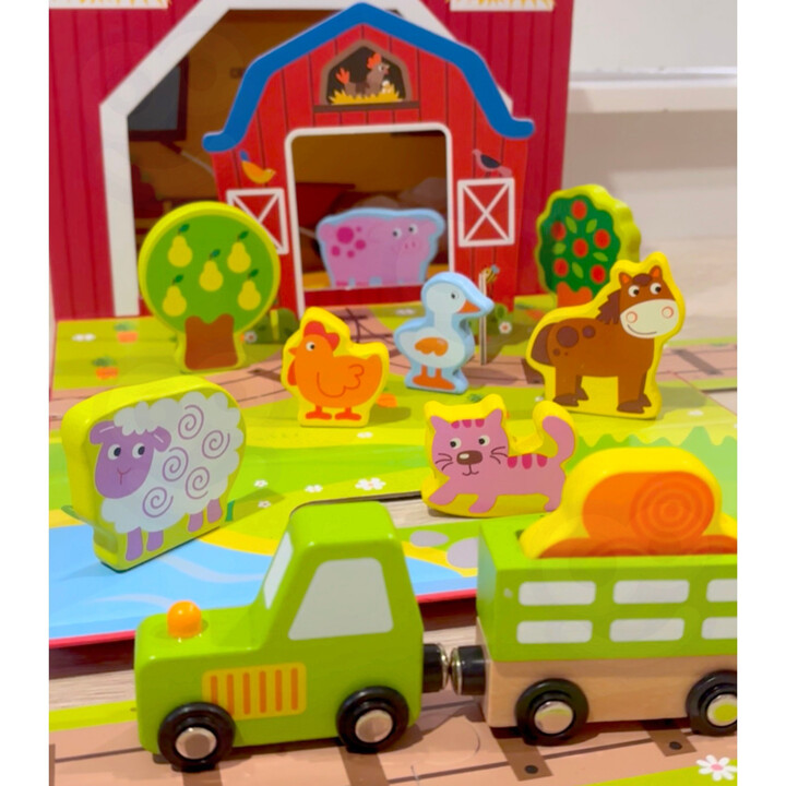 TOOKY TOY Wooden Farm in a Suitcase Figures Vehicles