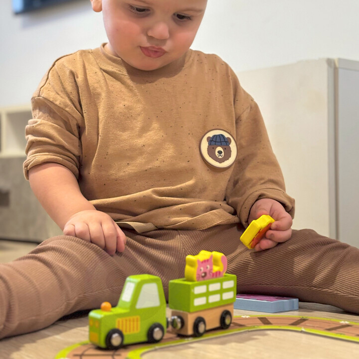 TOOKY TOY Wooden Farm in a Suitcase Figures Vehicles