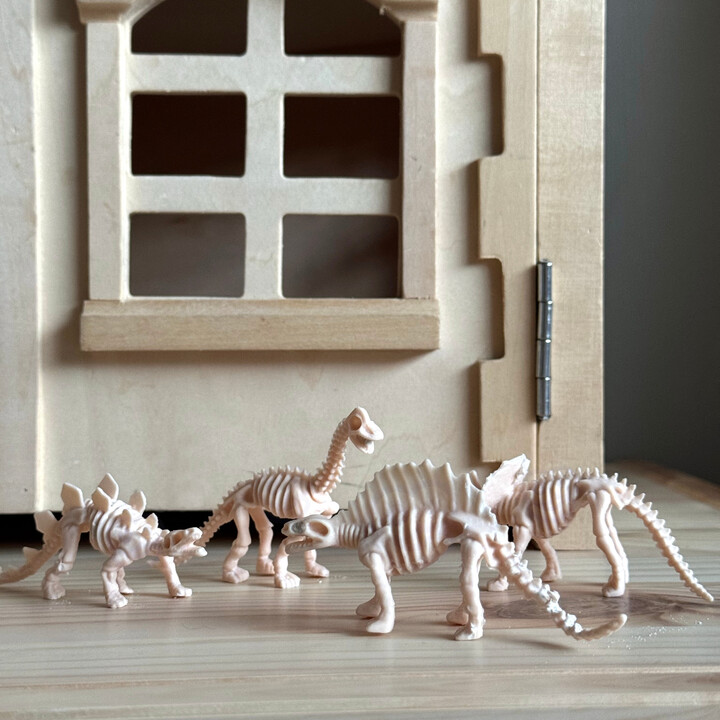 WOOPIE "Little Archaeologist" Excavation of 6 Dinosaur Skeletons