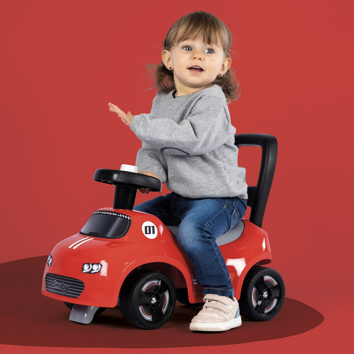 Smoby Red Ride-On with Horn