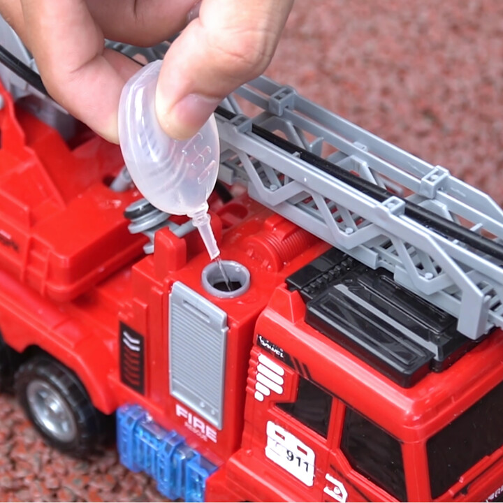 WOOPIE Interactive Fire Truck with Moving Ladder