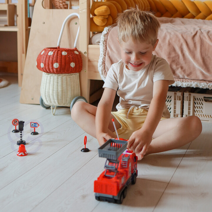 WOOPIE Remote Control Fire Truck Lift