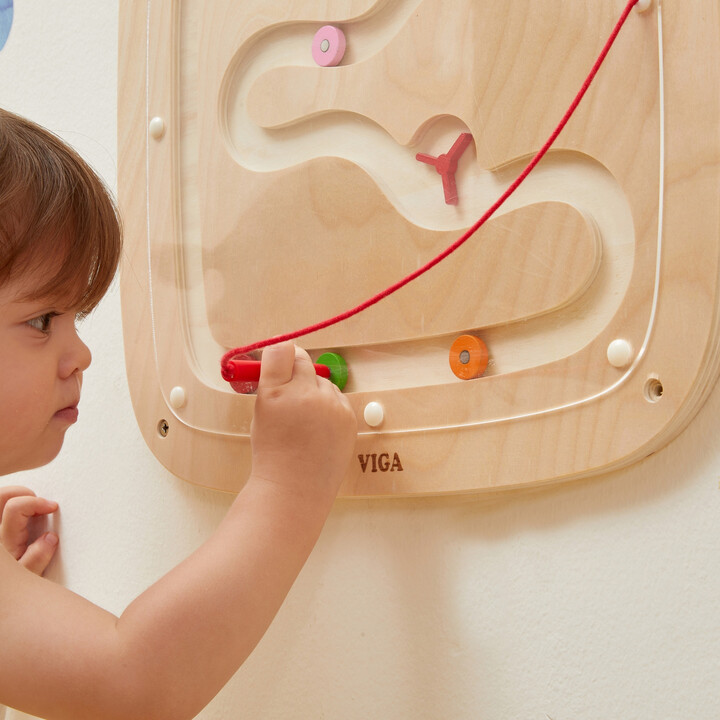 VIGA Wooden Sensory Manipulation Board Gravitational Flow