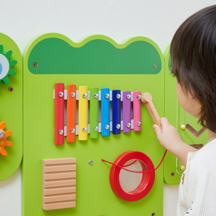 VIGA Crocodile Manipulative Sensory Board FSC Montessori Certificate