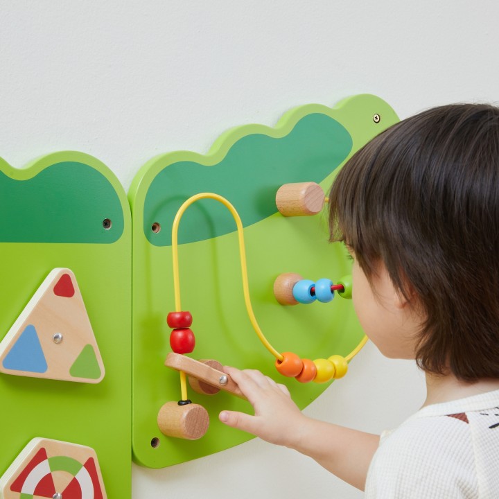 VIGA Crocodile Manipulative Sensory Board FSC Montessori Certificate