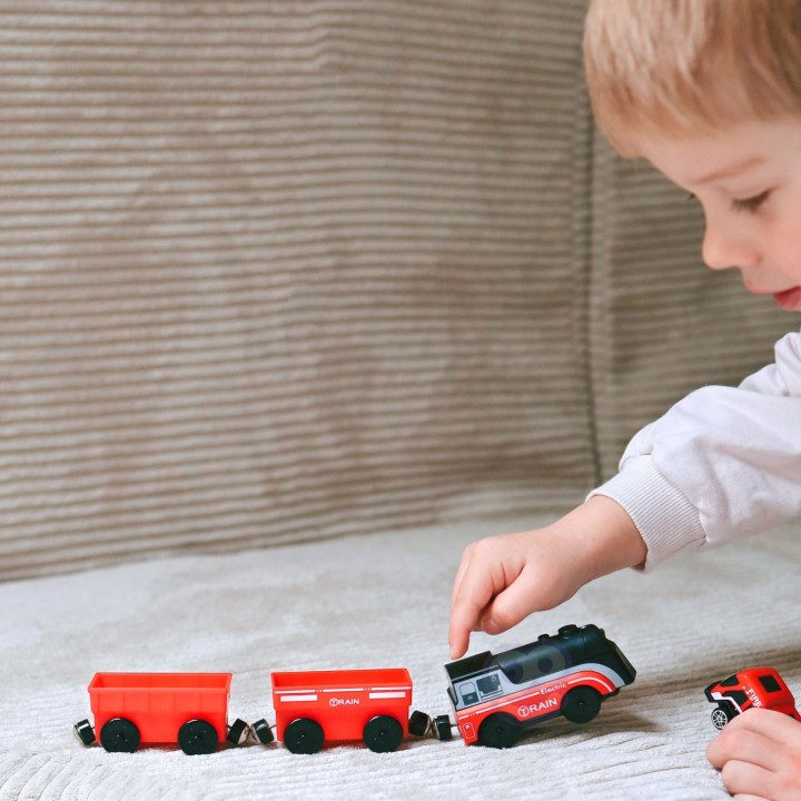 WOOPIE Electric Train Set Locomotive Track Farm Animals 70 pcs.