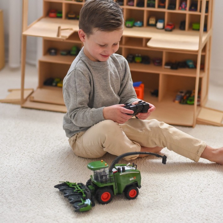Remote Controlled Combine Harvester 1:24 Woopie - Lights, Sounds, Smoke