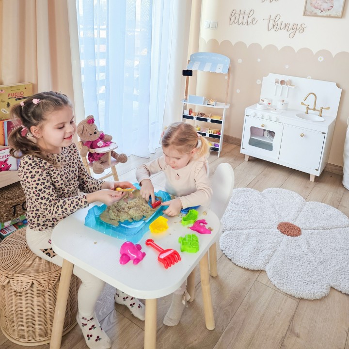 WOOPIE Piasek Kinetyczny 0,5 kg ze Stolikem i Foremkami