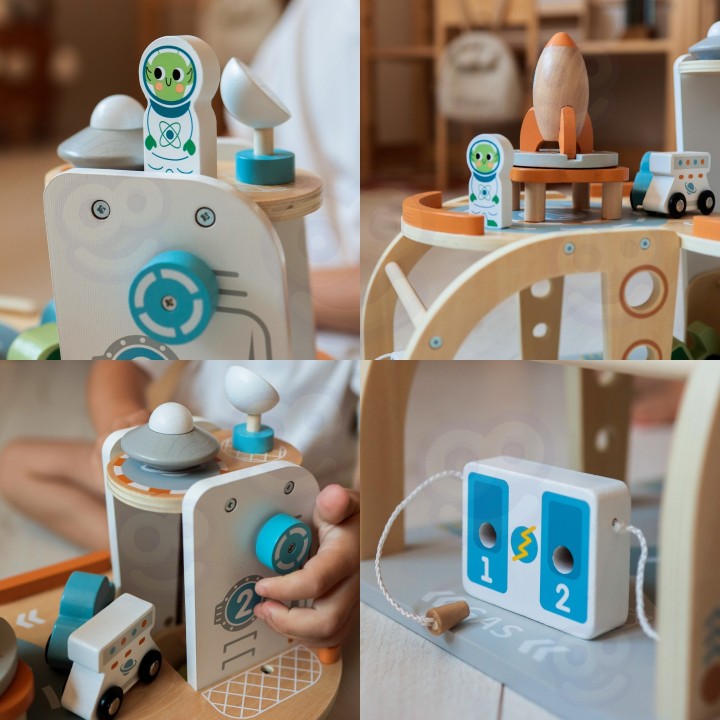 TOOKY TOY Wooden Space Parking - Space Station for Children