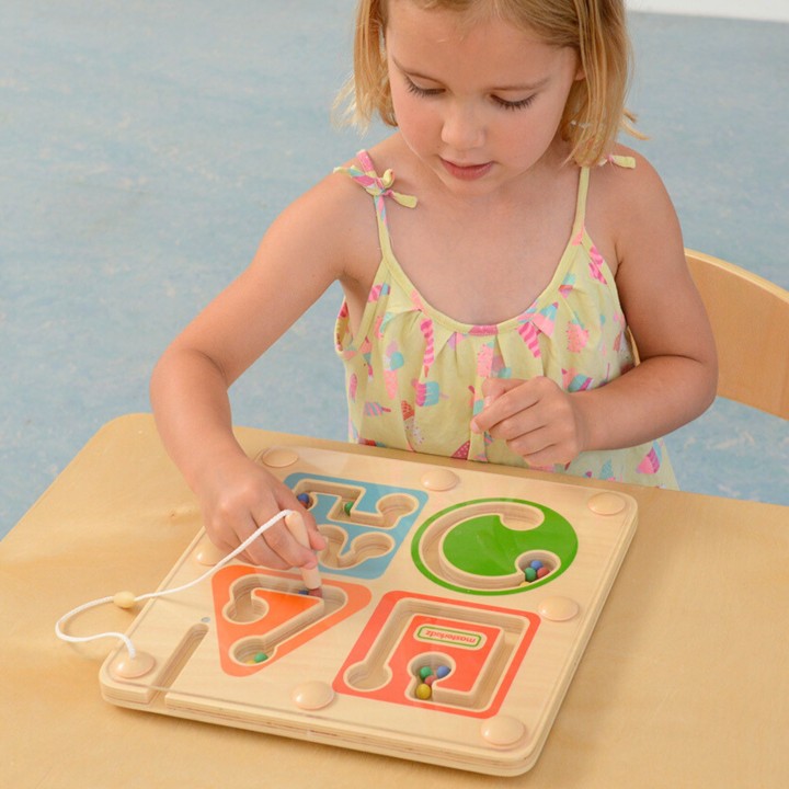 Wooden Magnetic Maze WOOPIE - Learning to Write and Hand Motor Skills