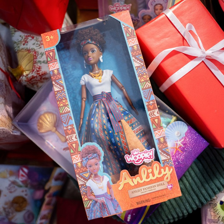 Lili Woopie doll – an elegant doll with a dress, a posable and creative toy