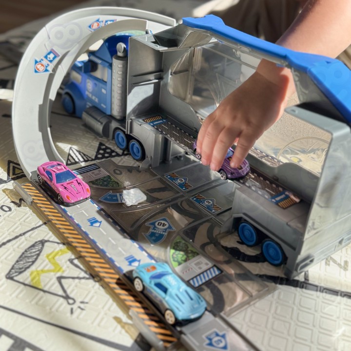WOOPIE Police Truck 2 in 1 - Transporter and Car Track