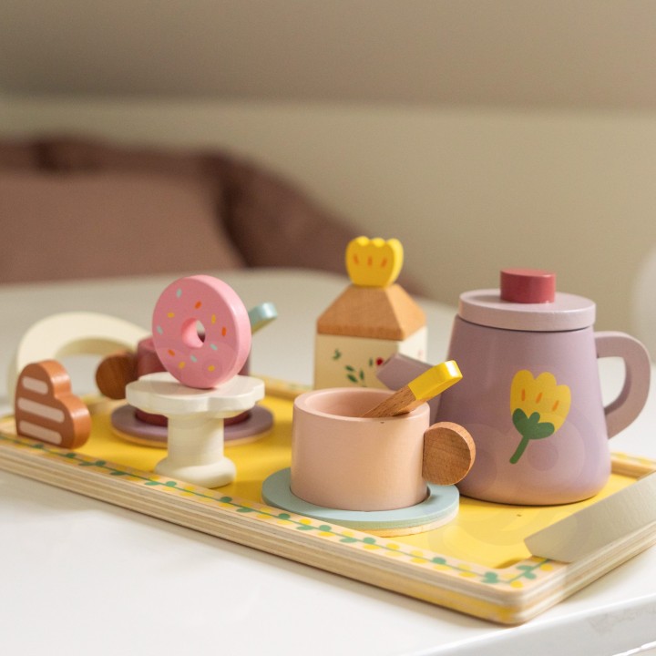 Wooden Tea and Dessert Set CLASSIC WORLD 14 pcs.