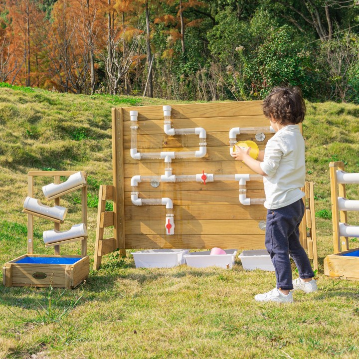 CLASSIC WORLD EDU Waterfall - Water Toy for the Playground