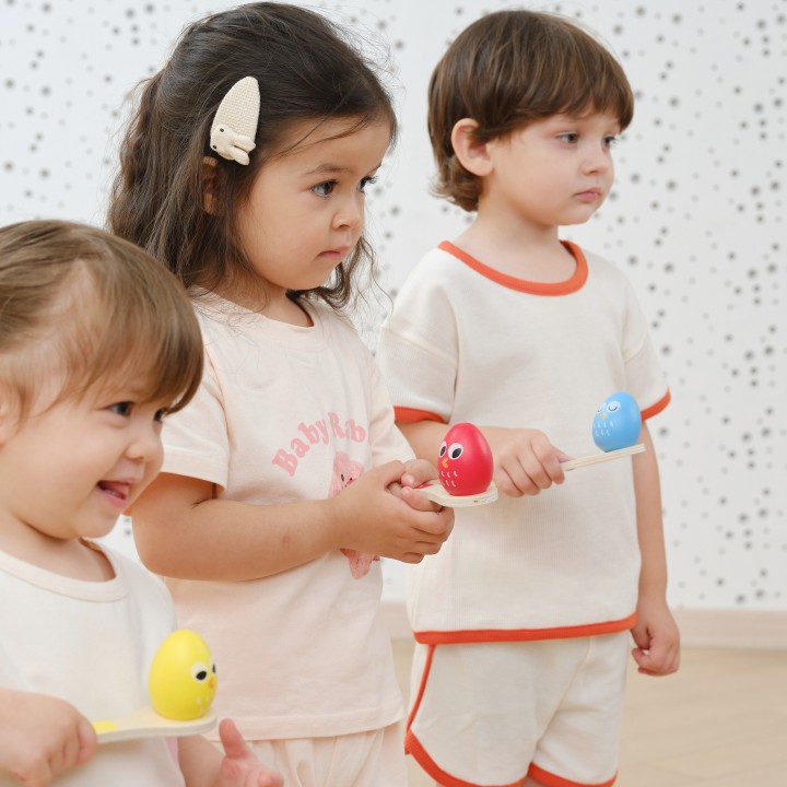 VIGA Egg on a Spoon Run for Children - Fun Competition