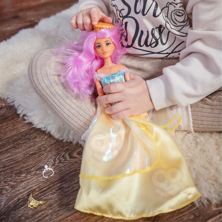 Princess Lily Woopie doll – pink hair and sparkly dress