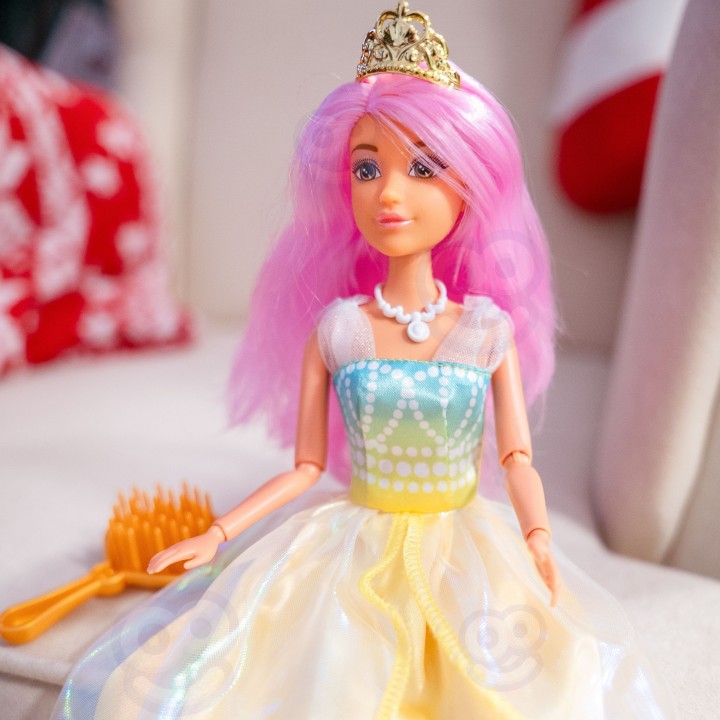 Princess Lily Woopie doll – pink hair and sparkly dress