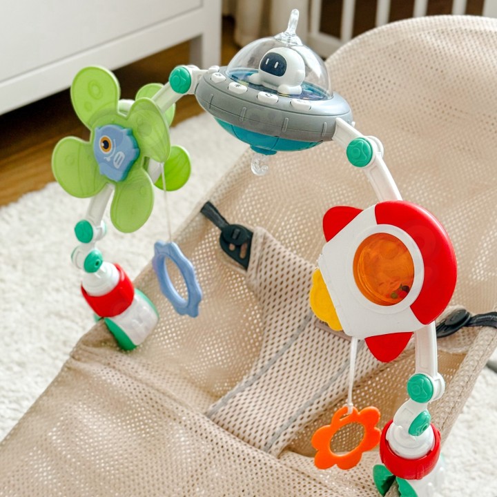 WOOPIE BABY Interaktywny Pałąk Łuk do Łóżeczka z Kołysankami