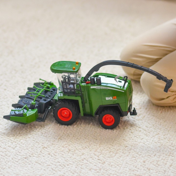 Woopie Inertial Drive Agricultural Harvester – Realistic Fun