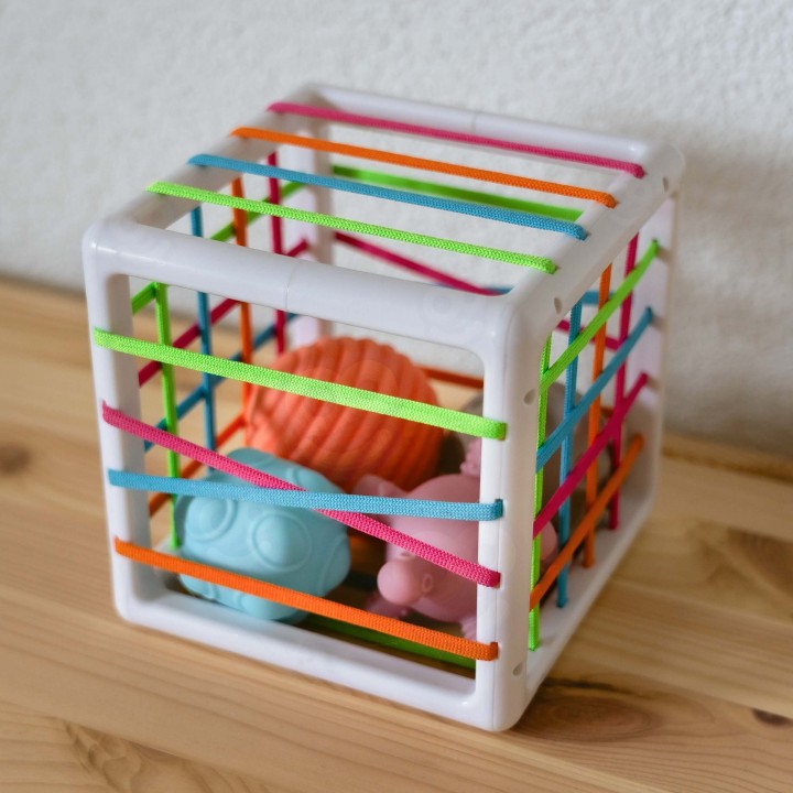 Elastyczna kostka sensoryczna sorter edukacyjny dla dzieci 3+ - WOOPIE