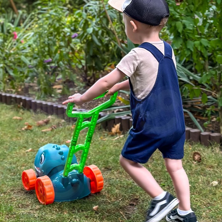 WOOPIE Dinosaur Garden Mower with Soap Bubbles + Liquid