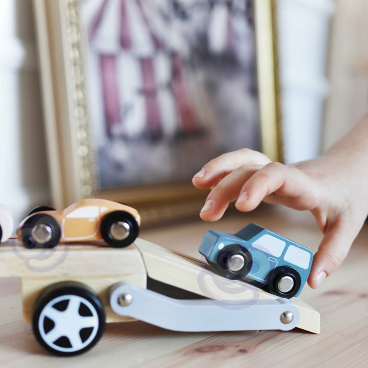 VIGA PolarB wooden tow truck with Montessori cars