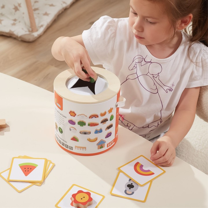 Wooden blocks "Blind Game" - fun and learning for children from Viga