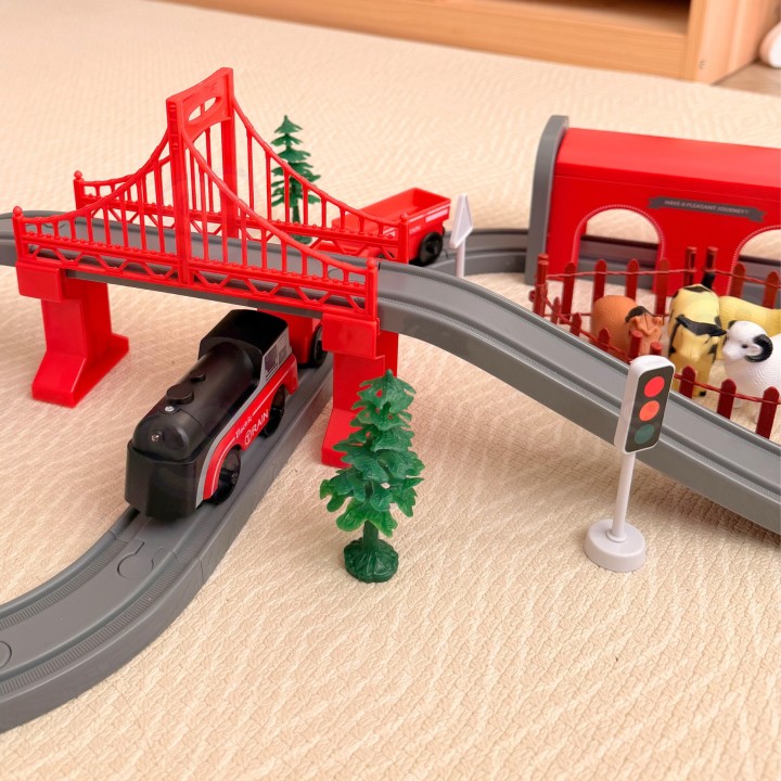Woopie Electric Train - 70 Electric Tracks, Bridge, Tunnel, and Animals