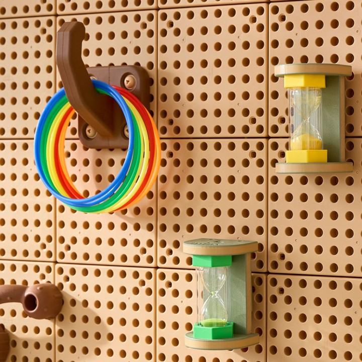 Masterkidz Ring Play and Learning Set develops accuracy and coordination
