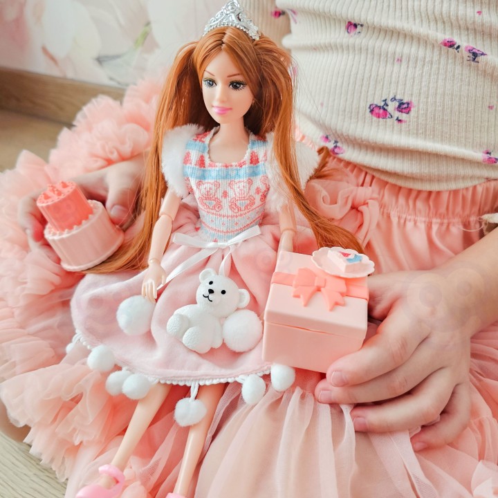 Emi Fashion Doll – Birthday Princess with Woopie Accessories