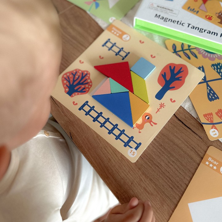 WOOPIE Shape Puzzle - Magnetic Box and Creative Fun for 3+