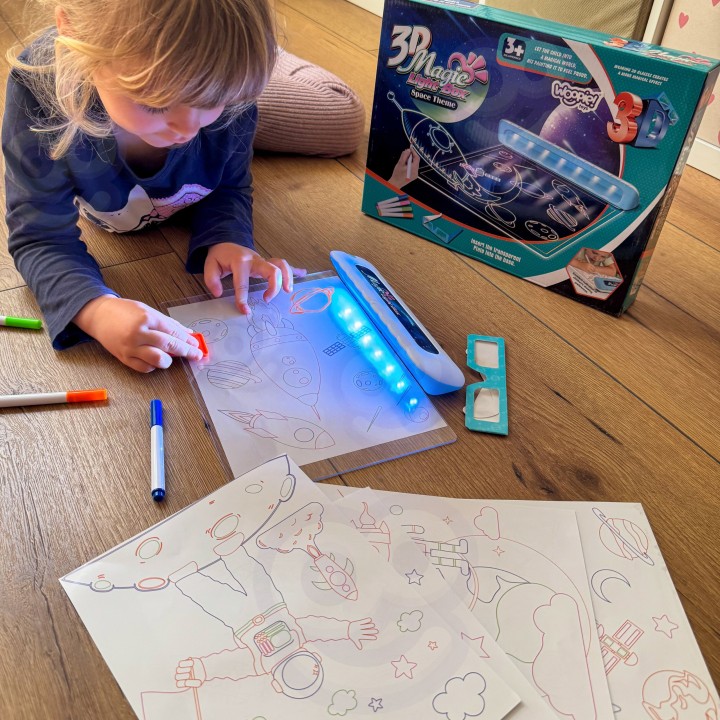 Magiczna Tablica 3D z Podświetleniem LED WOOPIE - Zabawka do Rysowania