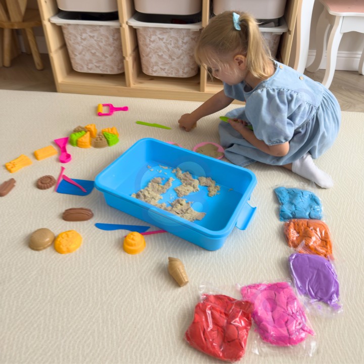 WOOPIE Kinetic Sand 6 Colors 1.2 kg with Molds
