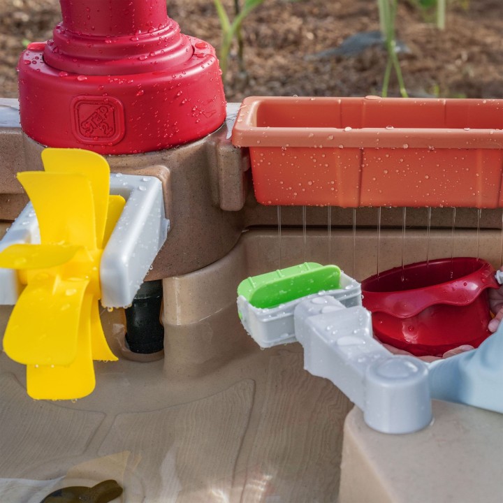 Water Table with Pump and Garden Accessories - Fun with STEP2