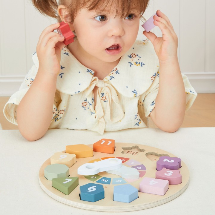 Viga Wooden Educational Clock Shape Sorter