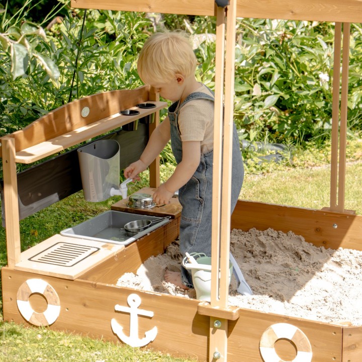 Wooden Sandbox Ship with Roof and Mud Kitchen - fun with AXI