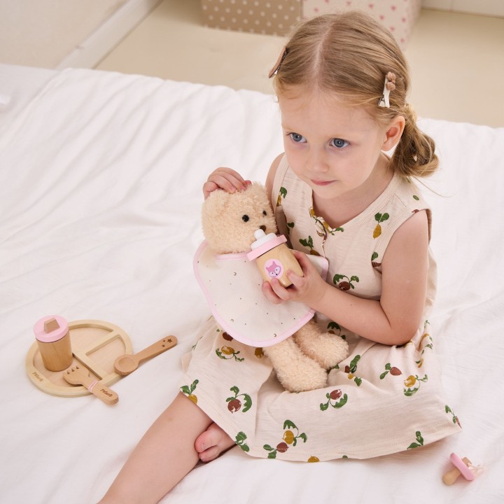 Doll feeding set - wooden, pastel, cute VIGA