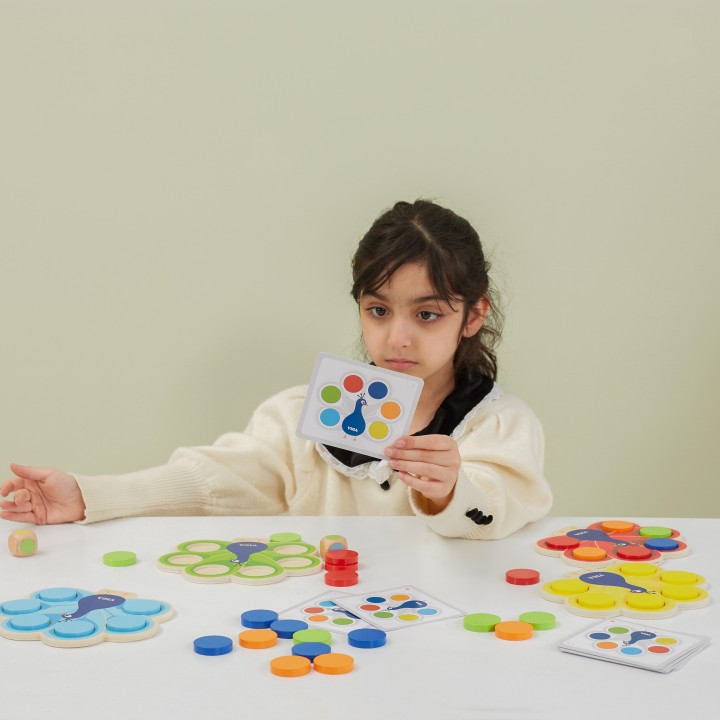 VIGA Wooden Match Colors Game Peacock Tail Montessori + Cards