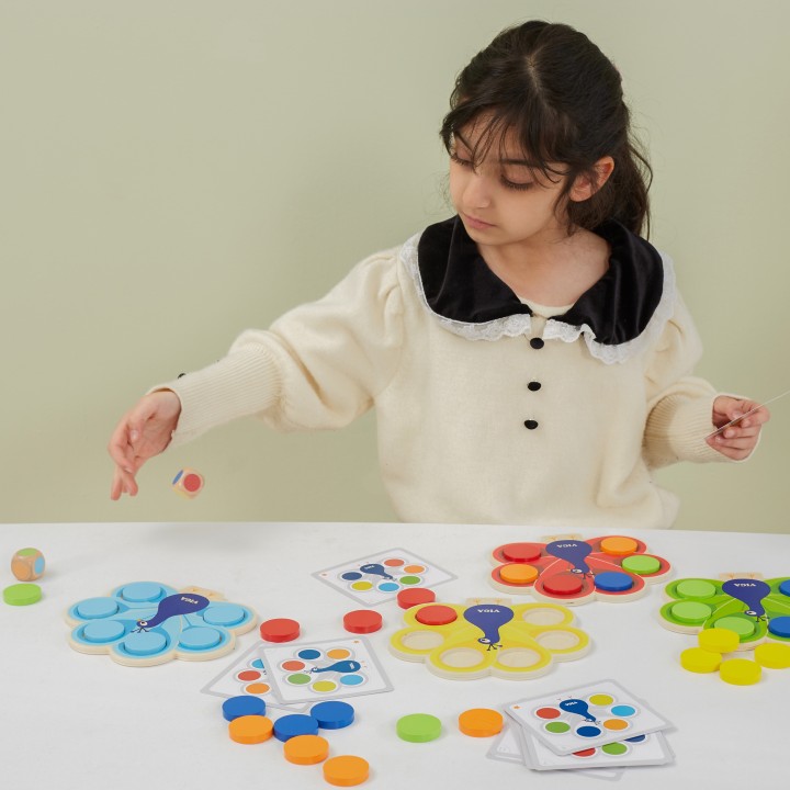 VIGA Wooden Match Colors Game Peacock Tail Montessori + Cards