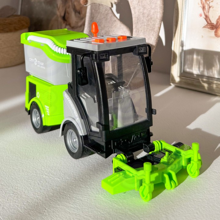 Woopie City Sweeper - Drive, Lights, Sounds, 1:16 Scale